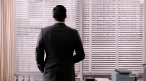 Mad Men_Draper de espaldas
