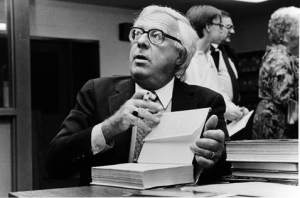 dt.common.streams.StreamServer.cls