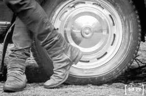 quique_gonzalez_botas